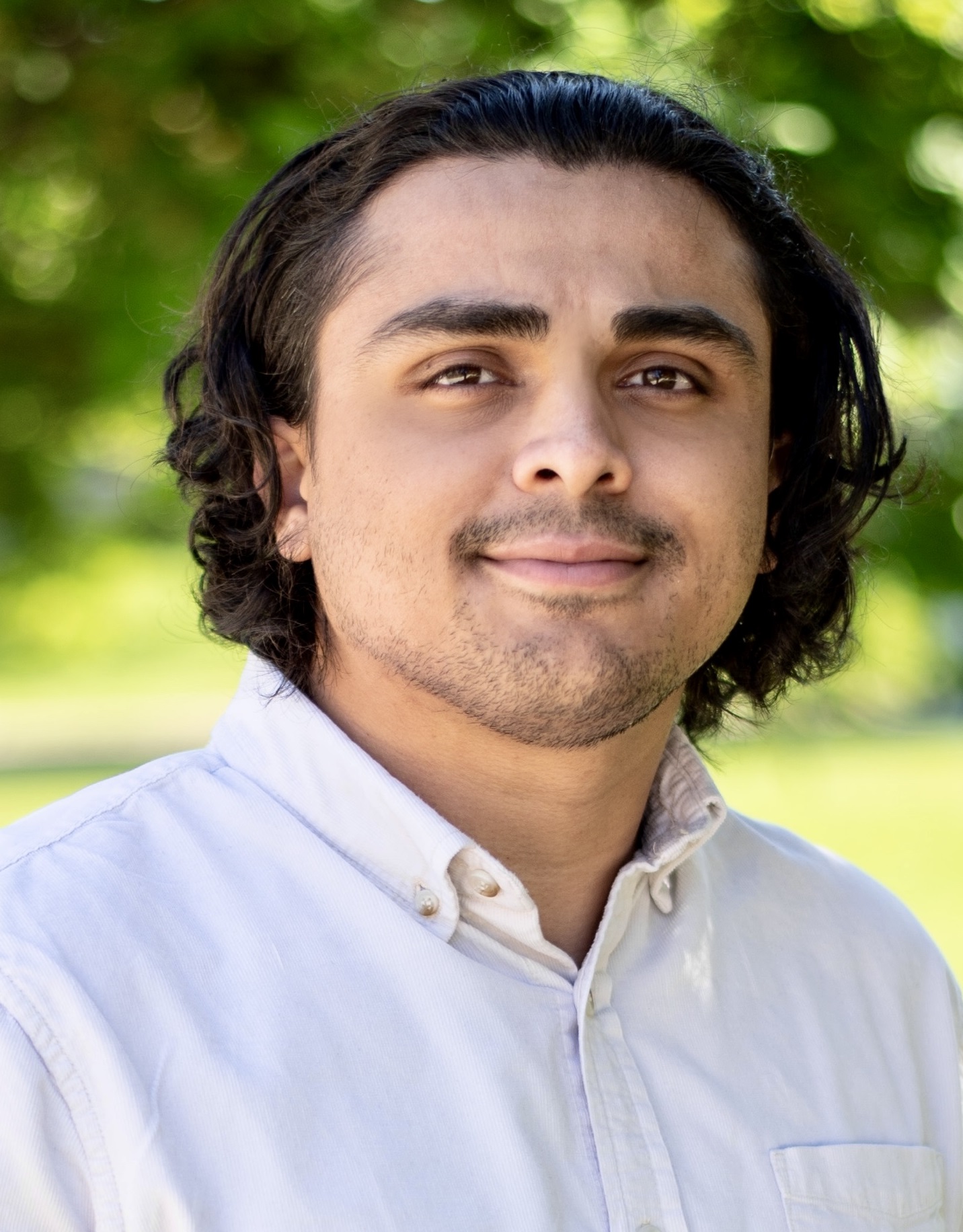 Portrait photo of Parag Desai