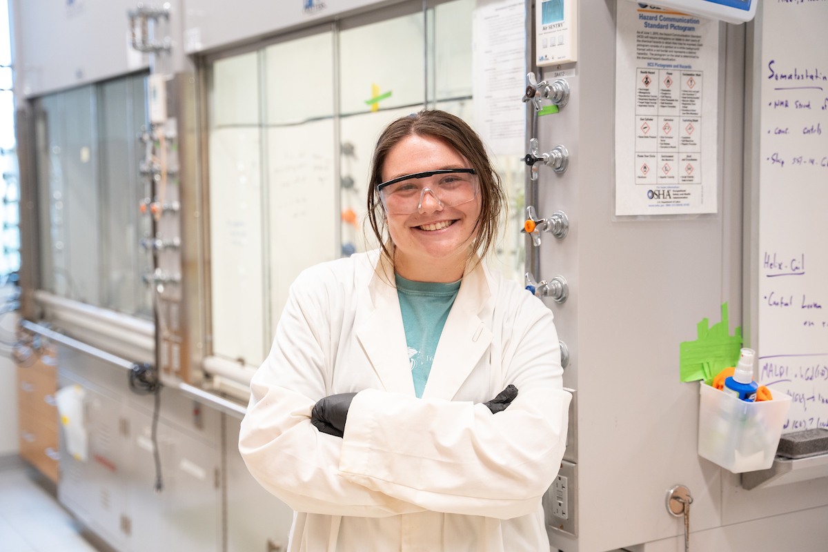 Research student Jordyn Pieper in Dr. Giuliano's lab (summer 20204)