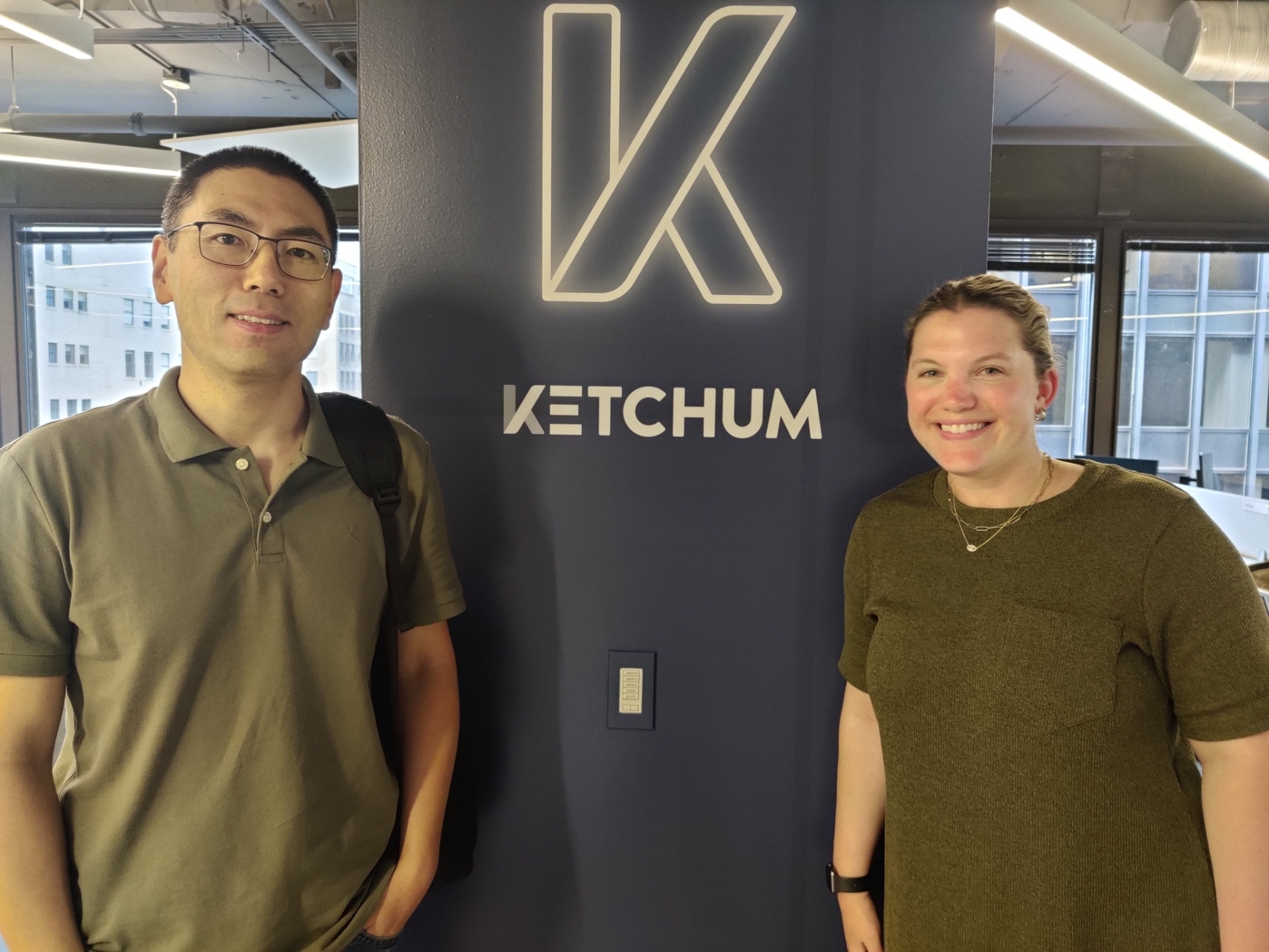 Dr. Cui meets with Ketchum employees