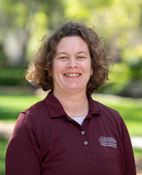 Heather Zeidler headshot